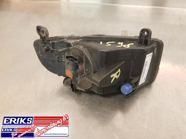 Tåkelykt høyre foran til Audi A4 2007-2014 (Type IV) (B8) (B8) (HELLA|8K0 941 700 B|)
