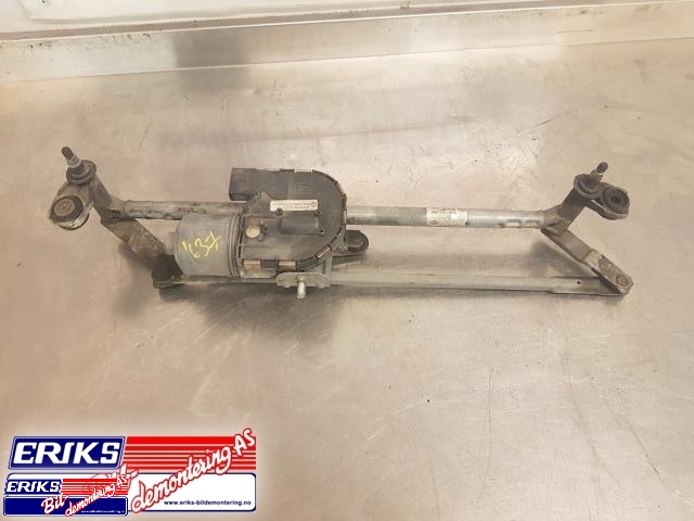 Viskermotor frontrute til VW Golf V, STV, 2007-2010 (JETTA) (JETTA) (BOSCH|1 397 220 501)