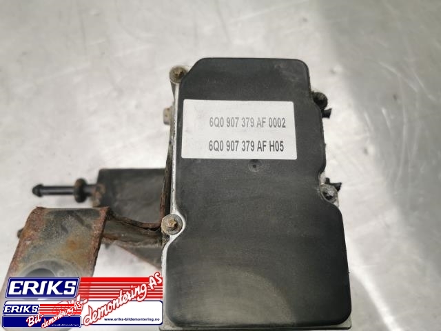 ABS sentral til VW Polo 2005-2009 (Type IV, Fase 2)  (BOSCH|6Q0 614 117 T|6Q0 907 379 AF|)