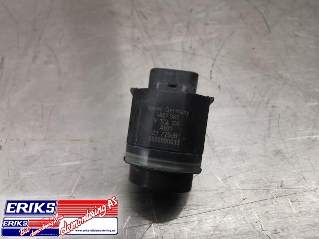 Parkeringssensor foran til BMW 7-Serie 2000-2008 (E65/E66/E67/E88) (E65/E66/E67/E88) (607 065 9 173 106|)