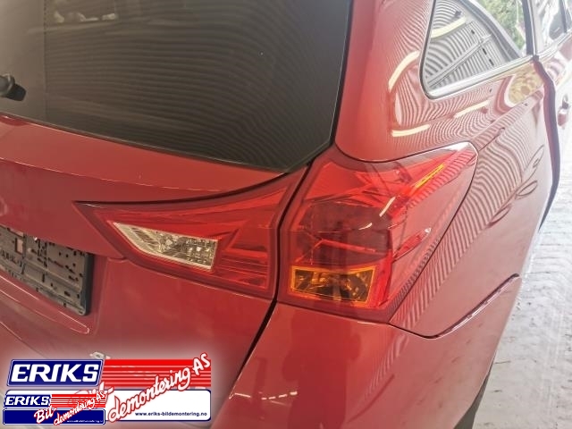 Baklykt høyre ytre til Toyota Auris 2013-2015 (Type II, Fase 1) (KOITO|8158102500|)