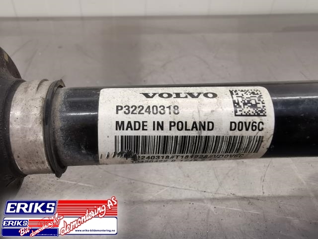 Drivaksel høyre foran, diesel/automat til Volvo XC40 2018-2024  (P32240318|)