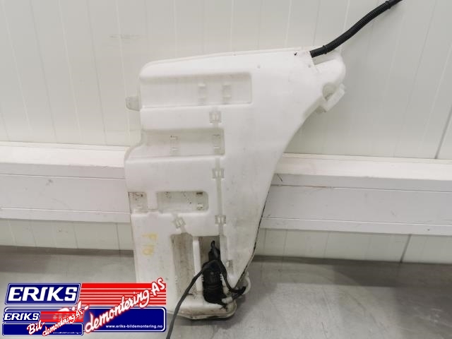 Spylertank foran til BMW 5-Serie, 2010-2017 (F10/F11) (F10/F11) 
