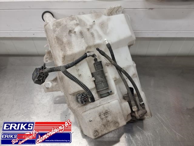 Spylertank foran til Ford Focus, 2011-2014 (Type III, Fase 1) (BV61 13K175)