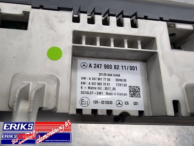 Instrumentpanel til Mercedes EQC 2019-->>  (A2479008211|)