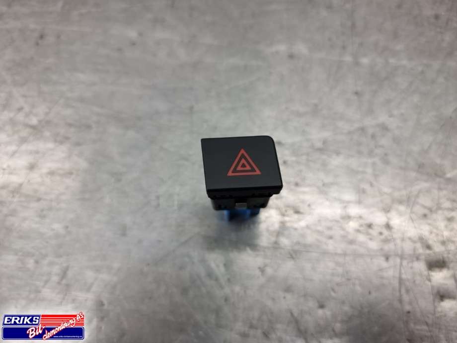Bryter nødblink til VW Transporter / Caravelle 2015-2019 (T6) (T6)