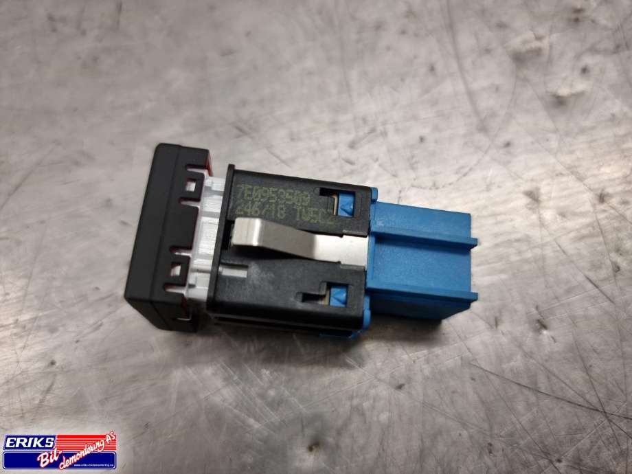 Bryter nødblink til VW Transporter / Caravelle 2015-2019 (T6) (T6)