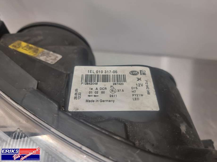 Frontlykt høyre xenon til Saab 9-3 2008-2011 (Type II, Fase 2)  (HELLA|1EL 010 317|)