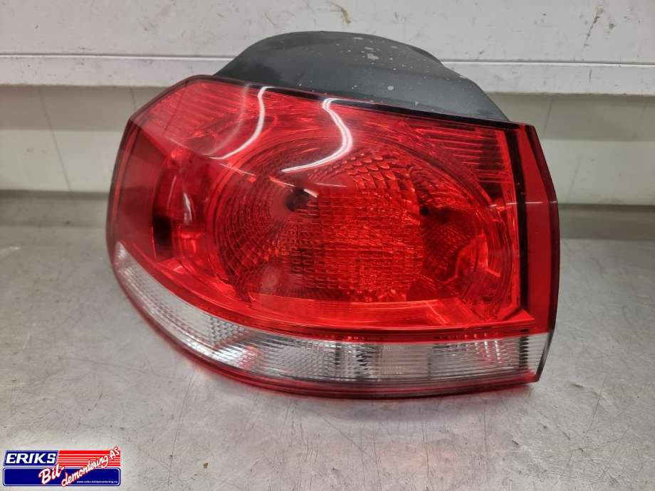 Baklykt venstre ytre til VW Golf VI, 2008-2012  (5K0 945 095 N)