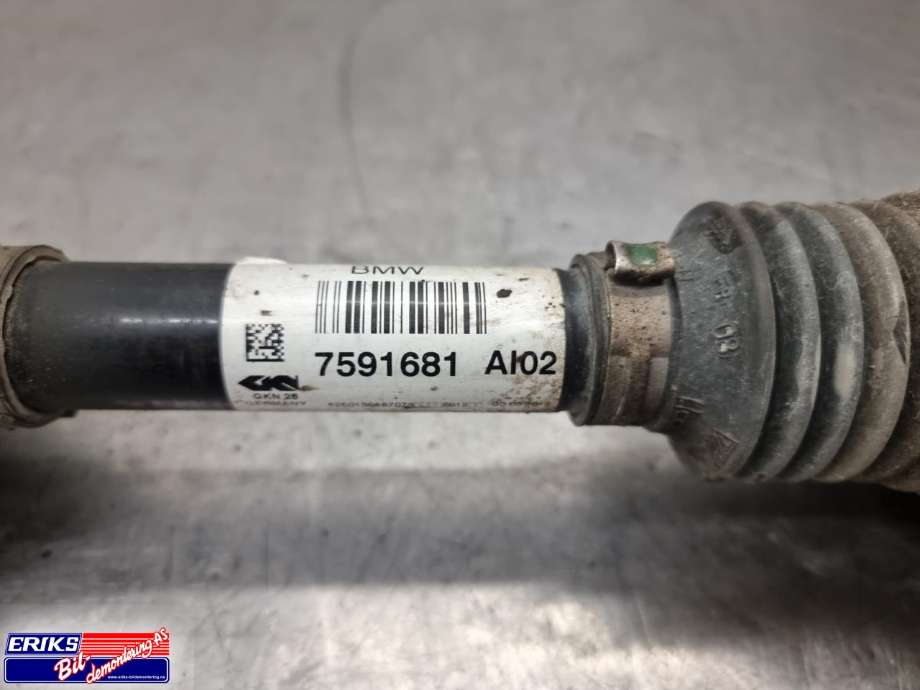 Drivaksel venstre foran, diesel/automat til BMW X1 2009-2015 (E84) (E84) (7591681|31 60 7 605 511|7 605 511)