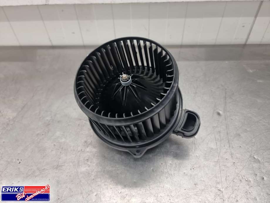 Varmeapparat motor til Hyundai Kona, 2017-2021 (Type I, Fase 1)  (BOSCH|97113-H8000)