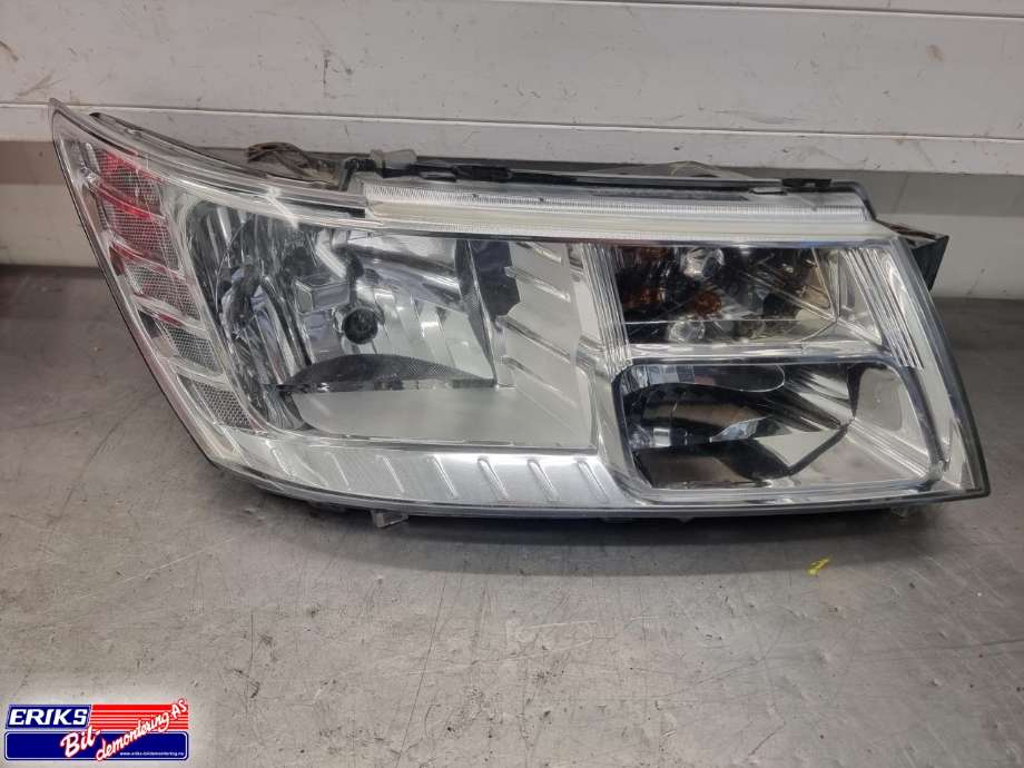 Frontlykt høyre halogen til Dodge Journey, 2008-2010