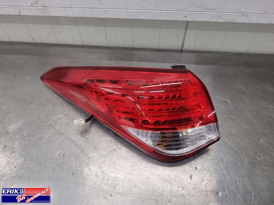 Baklykt venstre ytre til Hyundai i40, 2012-2017  (92401 3Z300)