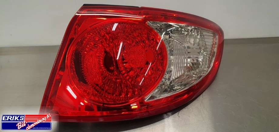 Baklykt høyre ytre til Hyundai Santa Fe, 2006-2009 (Type II, Fase 1)  (92402 2B020)