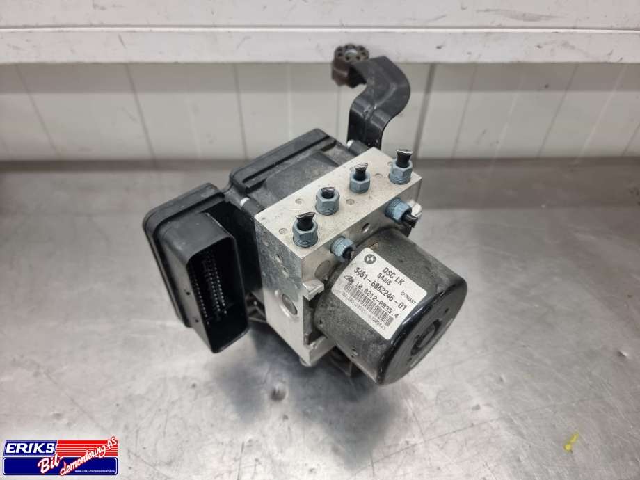 ABS sentral til BMW 1-Serie 2011-2015 (Fase 1) (F20/F21) (F20/F21) (3451 6862246 01|10096208293|2 460 453)
