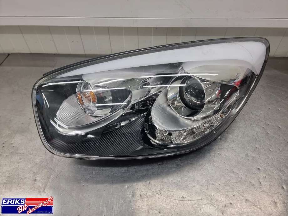 Frontlykt venstre halogen til Kia Picanto, 2011-2017 (Type II)  (92101 1Y311)