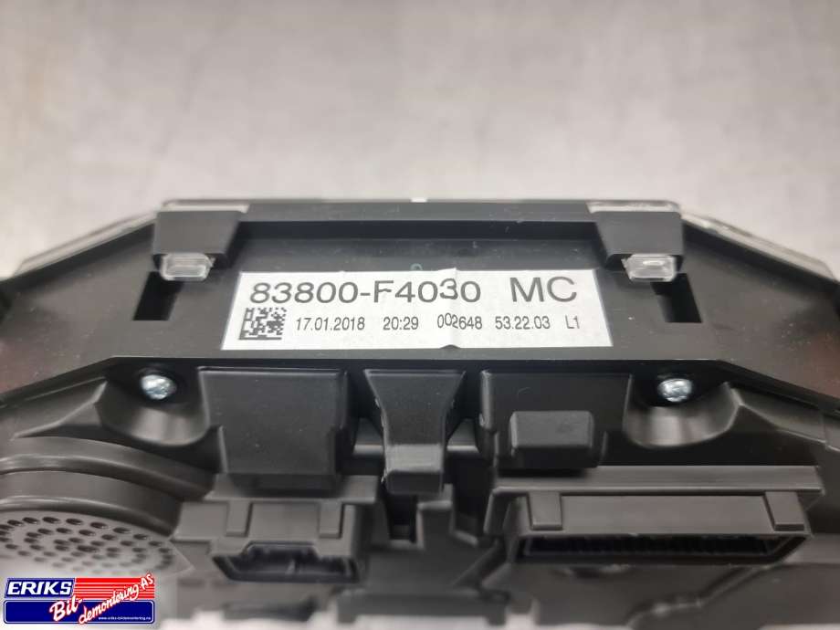 Instrumentpanel til Toyota C-HR 2016-->>  (83800-F4030|)