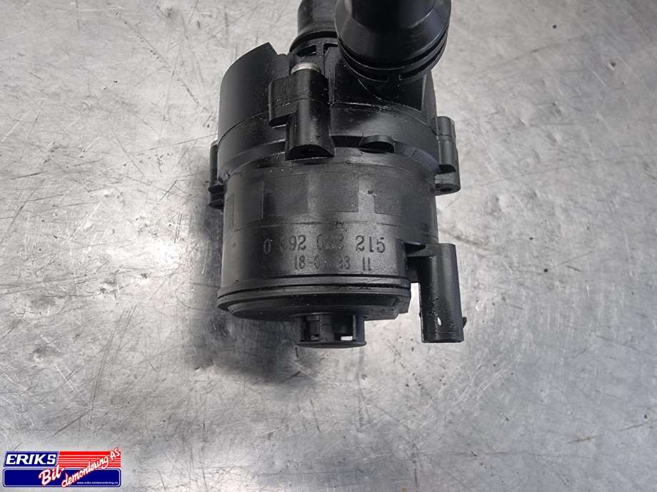 Sirkulasjonspumpe til BMW 3-Serie 2012-2018 (F30/F31/F34) (F30/F31/F34) (0 392 023 215|)