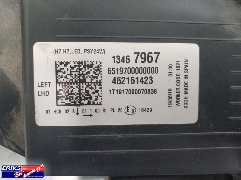 Frontlykt venstre halogen til Opel Crossland X 2017-->>  (13467967|462161423|YQ00349980)