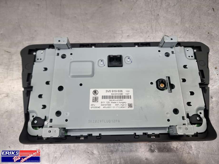 Bilstereo navigasjon skjerm til Škoda Superb 2015-->> (Type III)  (3V0 919 606|)