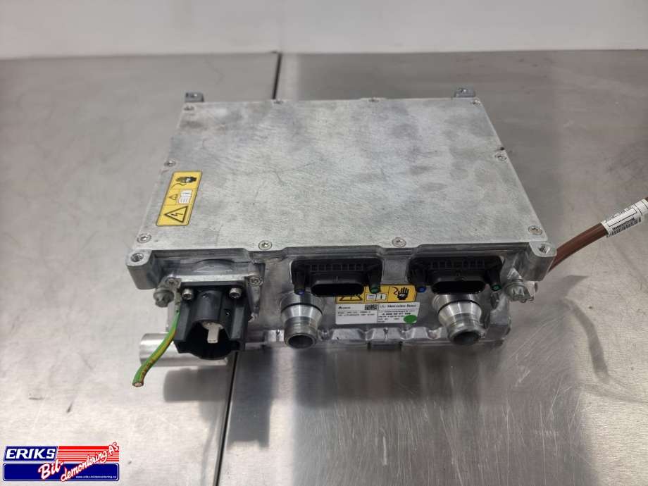 Batterilader (OBC - On Board Charger) til Mercedes C-Klasse, 2014-2018 (Fase 1) (W205) (W205) (A0009001108)