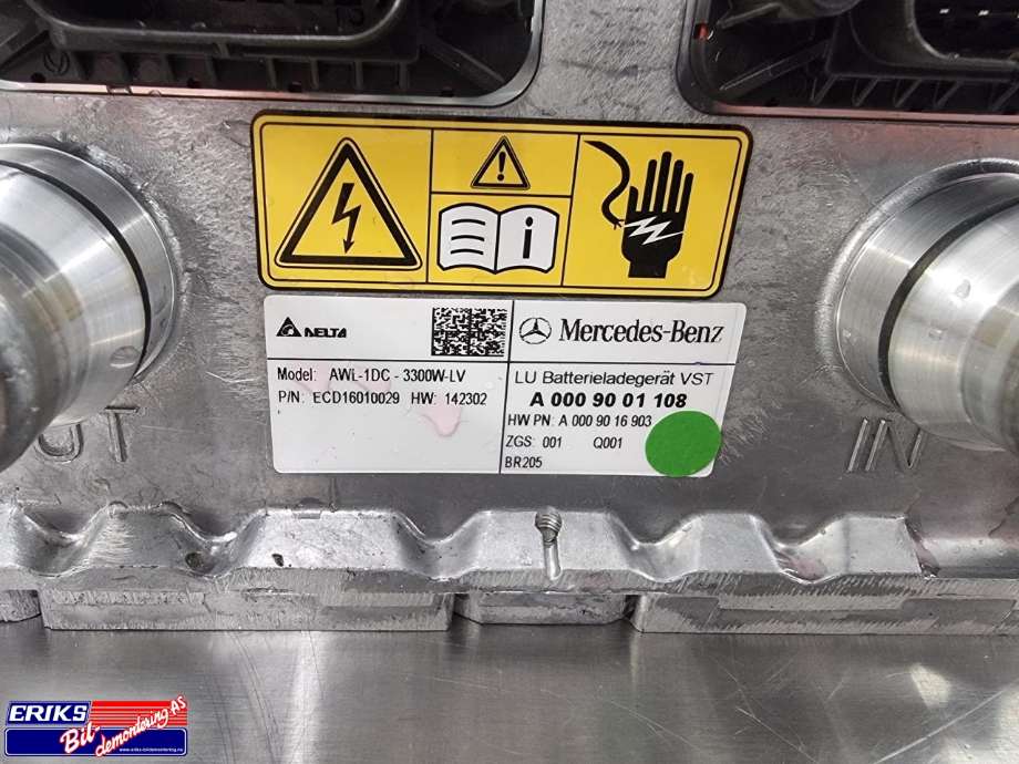 Batterilader (OBC - On Board Charger) til Mercedes C-Klasse 2014-2018 (Fase 1) (W205) (W205) (A0009001108|)