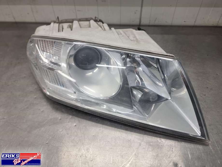 Frontlykt høyre xenon til Škoda Octavia 2005-2008 (Type II, Fase 1) (1Z1 941 016B|1Z1 941 018 N|)