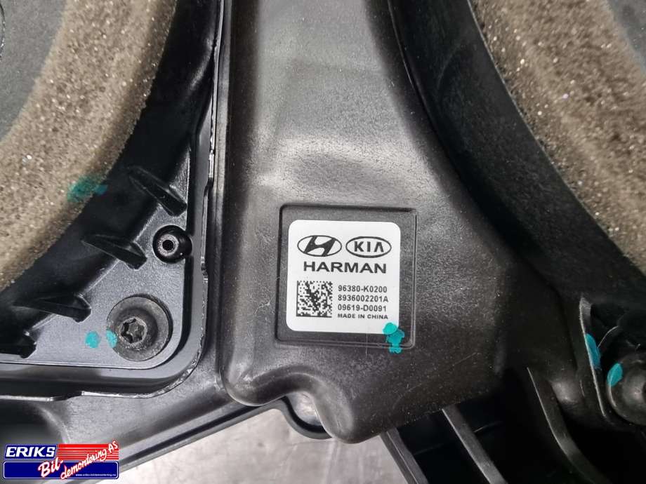 Bilstereo sub-woofer til Kia e-Soul 2019-->> (Type III)