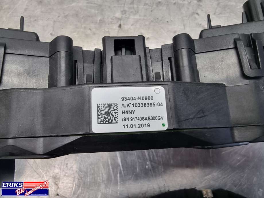 Bryter combi til Kia e-Soul 2019-->> (Type III)  (93404-K0960|)