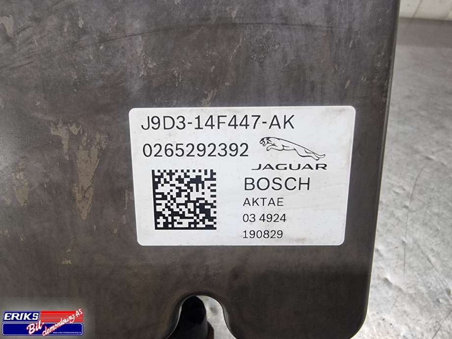 ABS sentral til Jaguar I-PACE 2018-->>  (J9D314F447AK|)