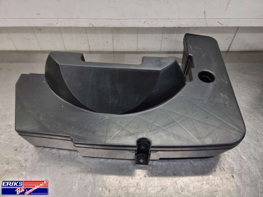 Bilstereo sub-woofer til Audi A5 2007-2016 (Type I)  (8T8 035 382|)