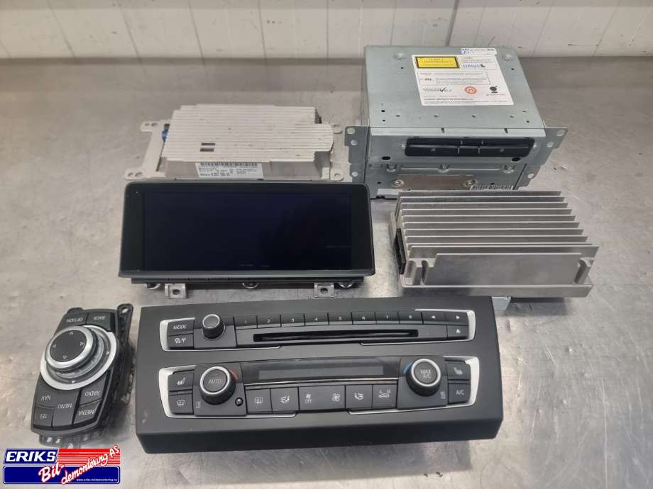 Bilstereo navigasjon til BMW 1-Serie 2011-2015 (Fase 1) (F20/F21) (F20/F21) (9302228|)