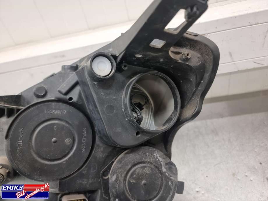 Frontlykt høyre halogen til Peugeot Partner 2015-2019 (Type II, Fase 2)  (6206 K6|)