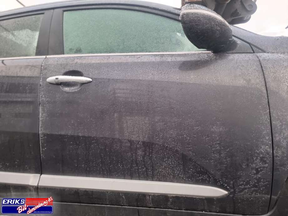 Dør høyre foran til Kia Sportage, 2010-2016 (Type III)  