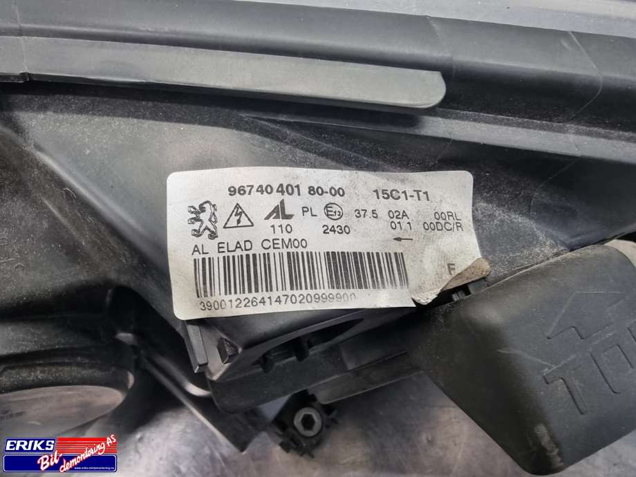Frontlykt høyre xenon til Peugeot 308 2011-2013 (Type I, Fase 2)  (16 276 814 80|6206 X7|)