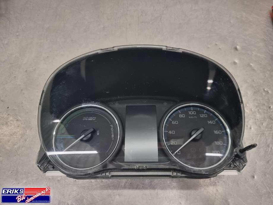 Instrumentpanel til Mitsubishi Outlander, 2015-->> (Type III, Fase 2)  (8100C543)
