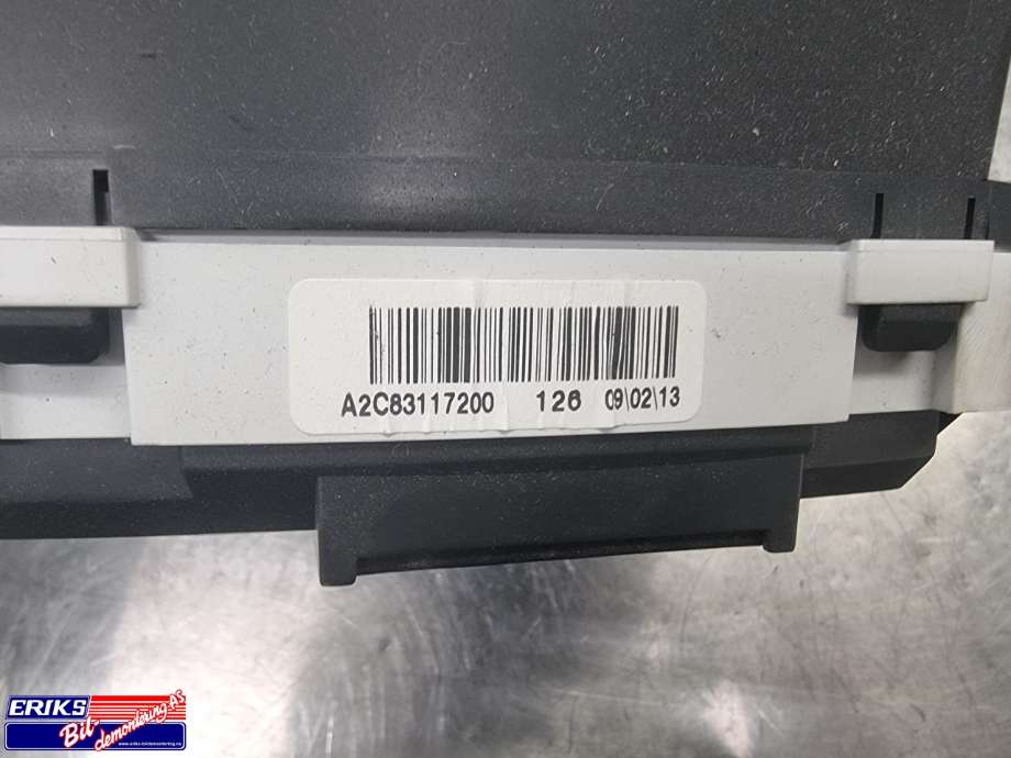 Instrumentpanel til Hyundai i20 2009-2014 (Type I)  (A2C83117200|)