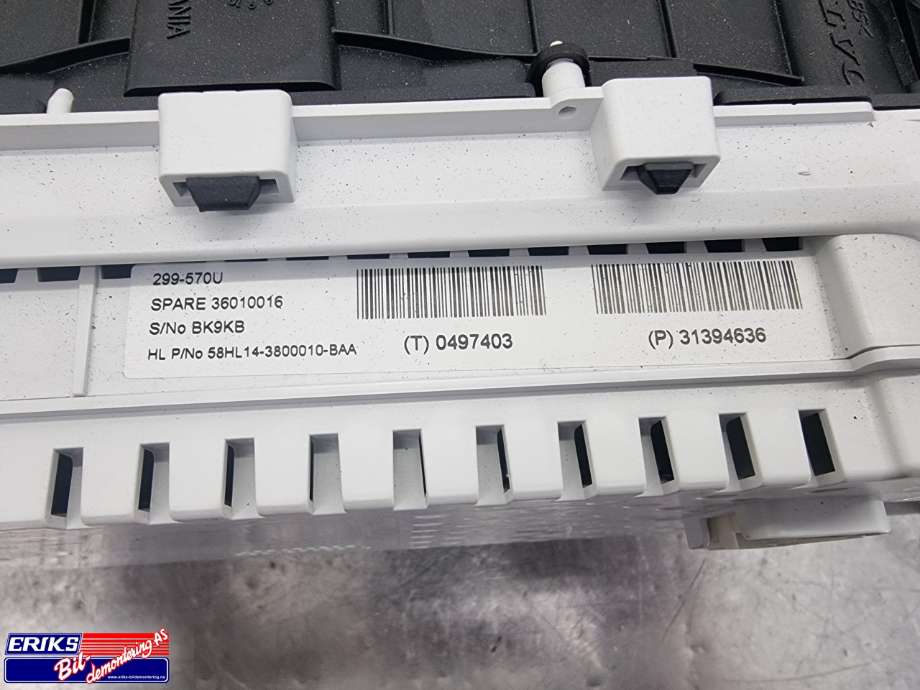 Instrumentpanel til Volvo V40 2012-2019  