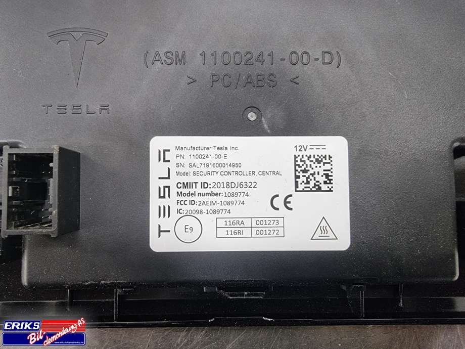 Styreenhet sentrallås til Tesla Model 3 2018-2023 (Fase 1) (1100241-00-E|)