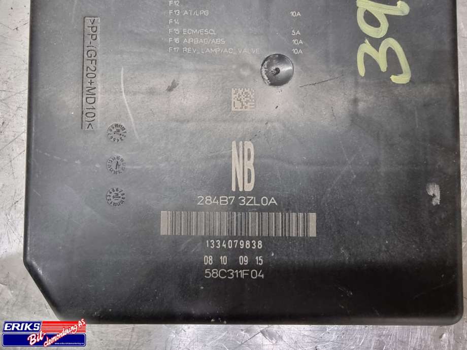 Sikringsboks til Nissan Pulsar 2014-->>  (284B73ZL0A|)