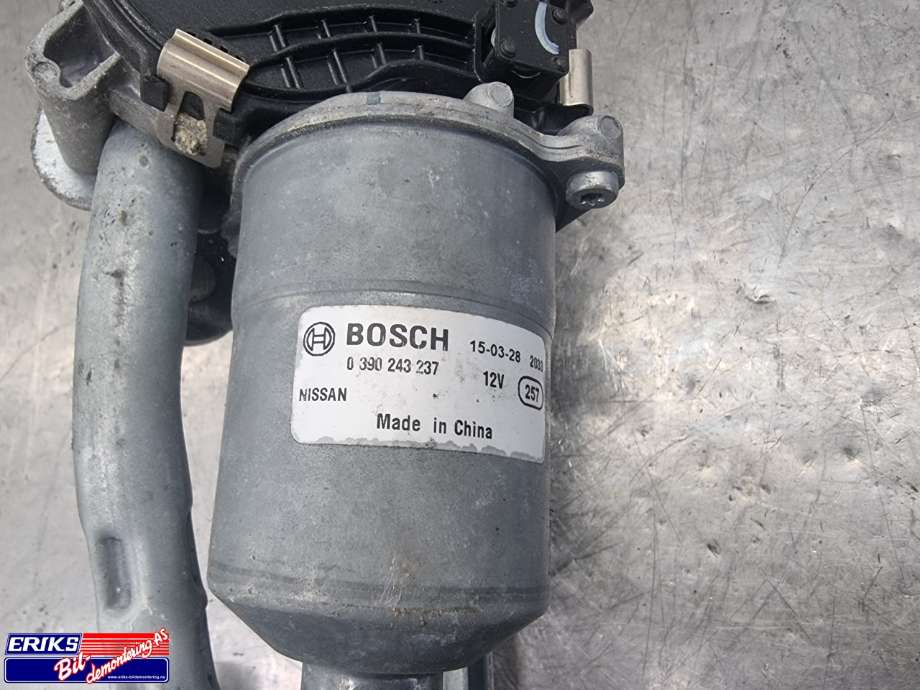Viskermotor frontrute komplett m/overføring til Nissan Pulsar 2014-->>  (BOSCH|0390243237|)