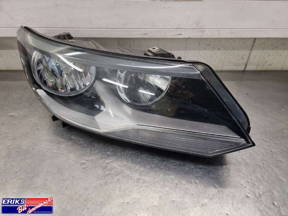 Frontlykt høyre halogen til VW Tiguan 2011-2016 (Type I, Fase 2) (5N1 941 006 C|)