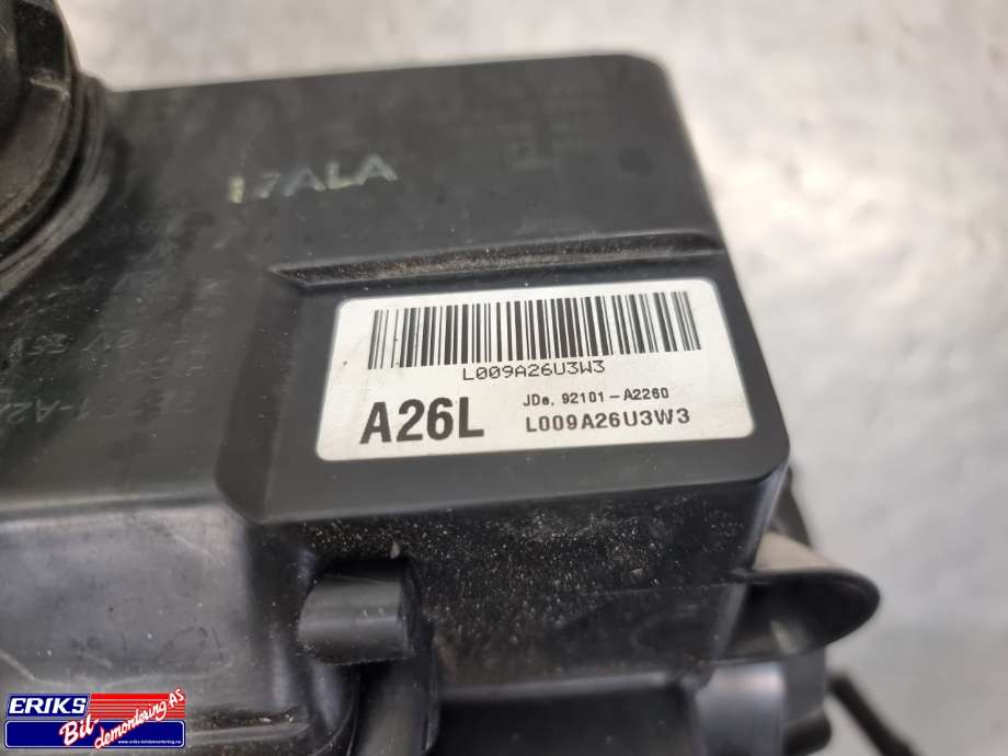 Frontlykt venstre halogen til Kia Cee