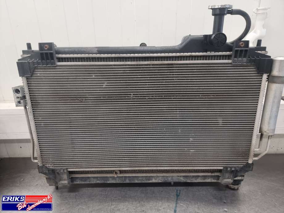 Radiator (automat gir) til Mitsubishi Outlander 2012-2015 (Type III, Fase 1)  (1350A601|)