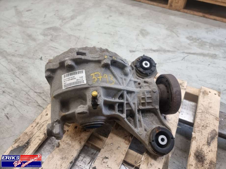 Kardang klokke bak til Jaguar XF 2008-2015 (X250) (X250) (C2D23158|C2D23158E|CX23-4A213-DD)