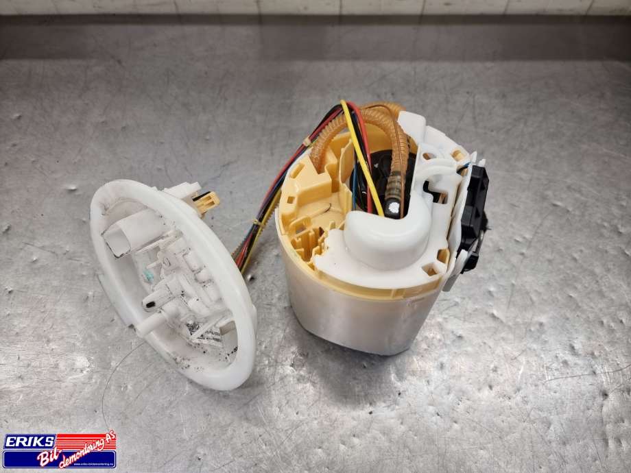 Bensinpumpe elektrisk til BMW 5-Serie 2017-->> (G30/G31) (G30/G31) (16 11 9 468 600|)