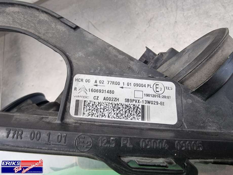 Frontlykt høyre halogen til Citroën C3 2010-2016 (Type II)  (16 069 314 80|)