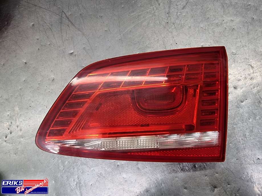 Baklykt høyre indre til VW Passat, 2011-2015 (B7) (B7) (3AF 945 308 E)