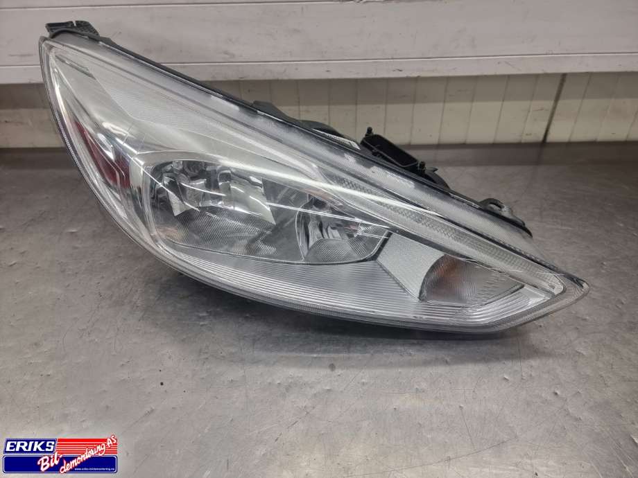 Frontlykt høyre halogen til Ford Focus, 2014-2018 (Type III, Fase 2) (2060588)