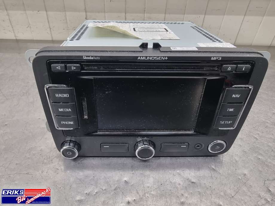 Bilstereo navigasjon til Škoda Fabia, 2010-2014 (Type II, Fase 2)  (3T0035192M)